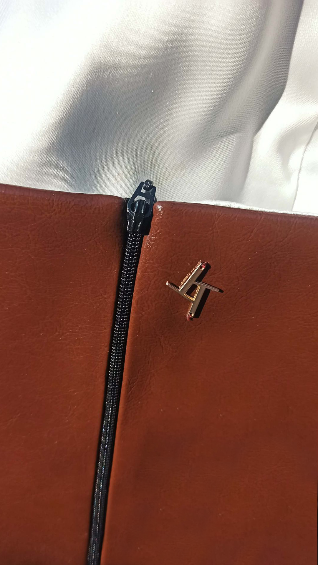 VEGAN LEATHER TOP NAPLES
