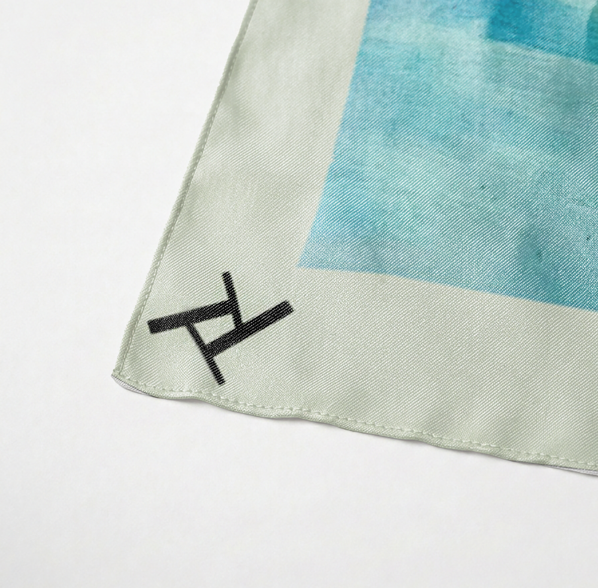 "Always forever. Let me down easy." Foulard