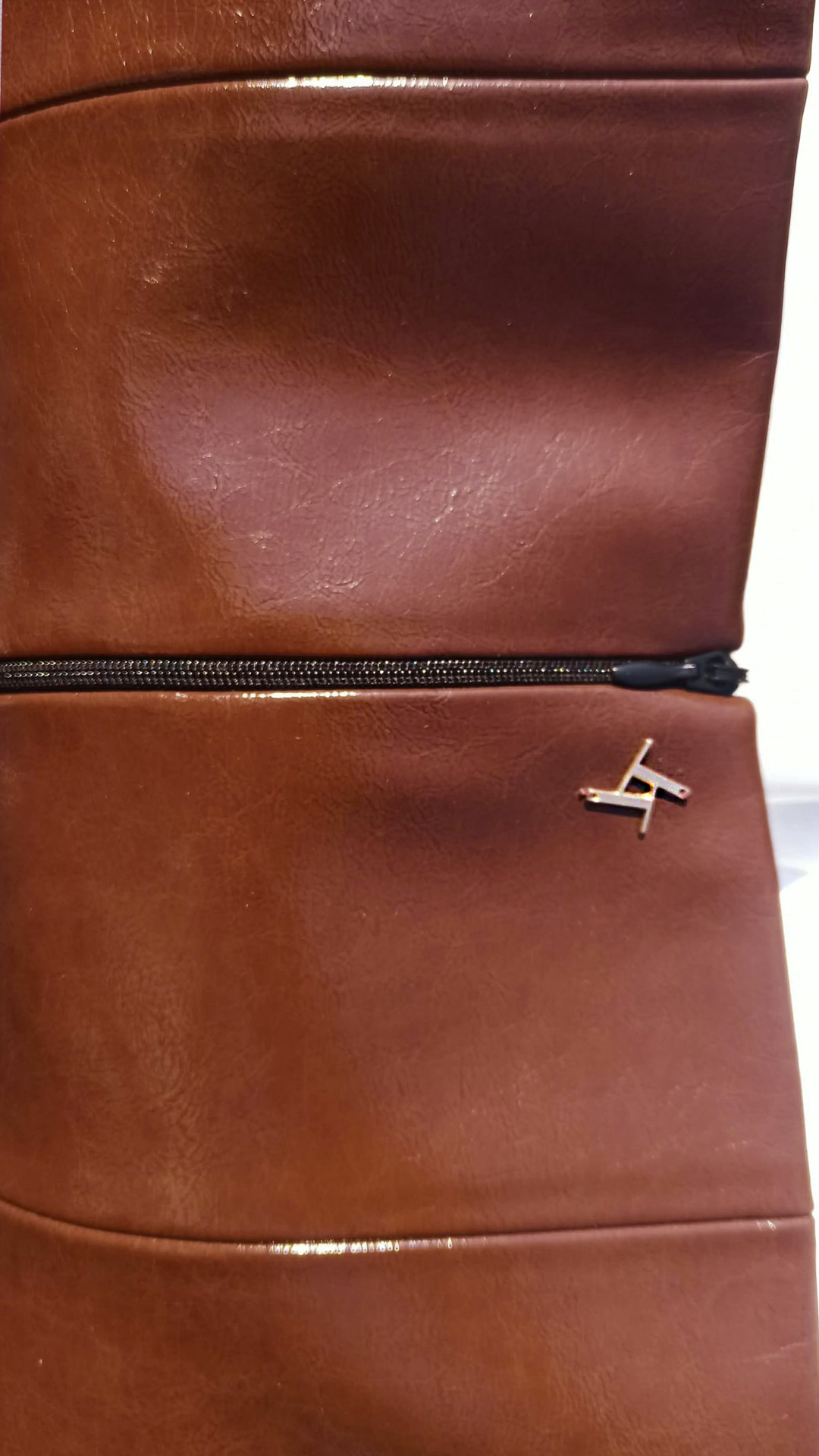 VEGAN LEATHER SKIRT ISCHIA